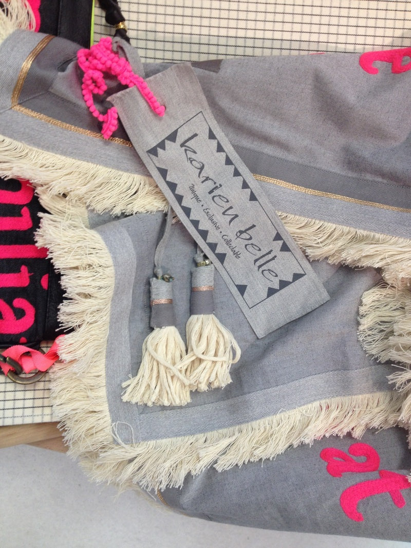 Poetry on Wool - scarves by Karien Belle