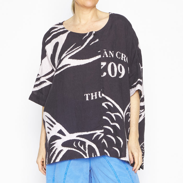 Linen Tee w/ Black Print