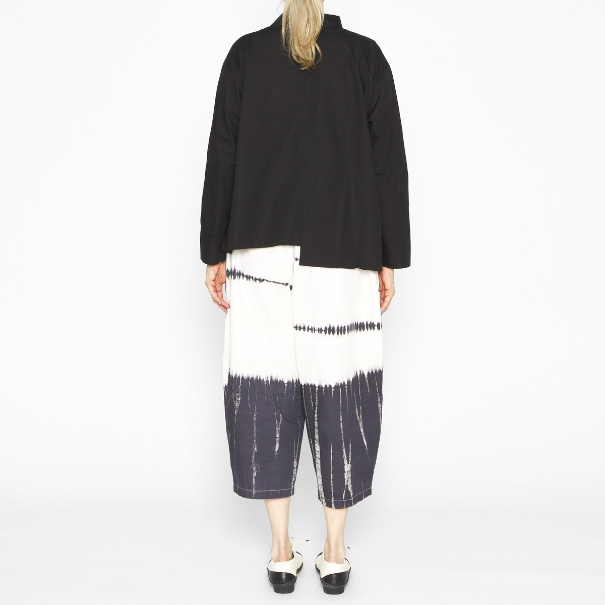 MU251430 Lune Shirt Black White