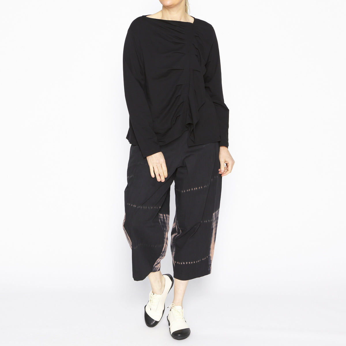 MU251436-  Charee Pants Black