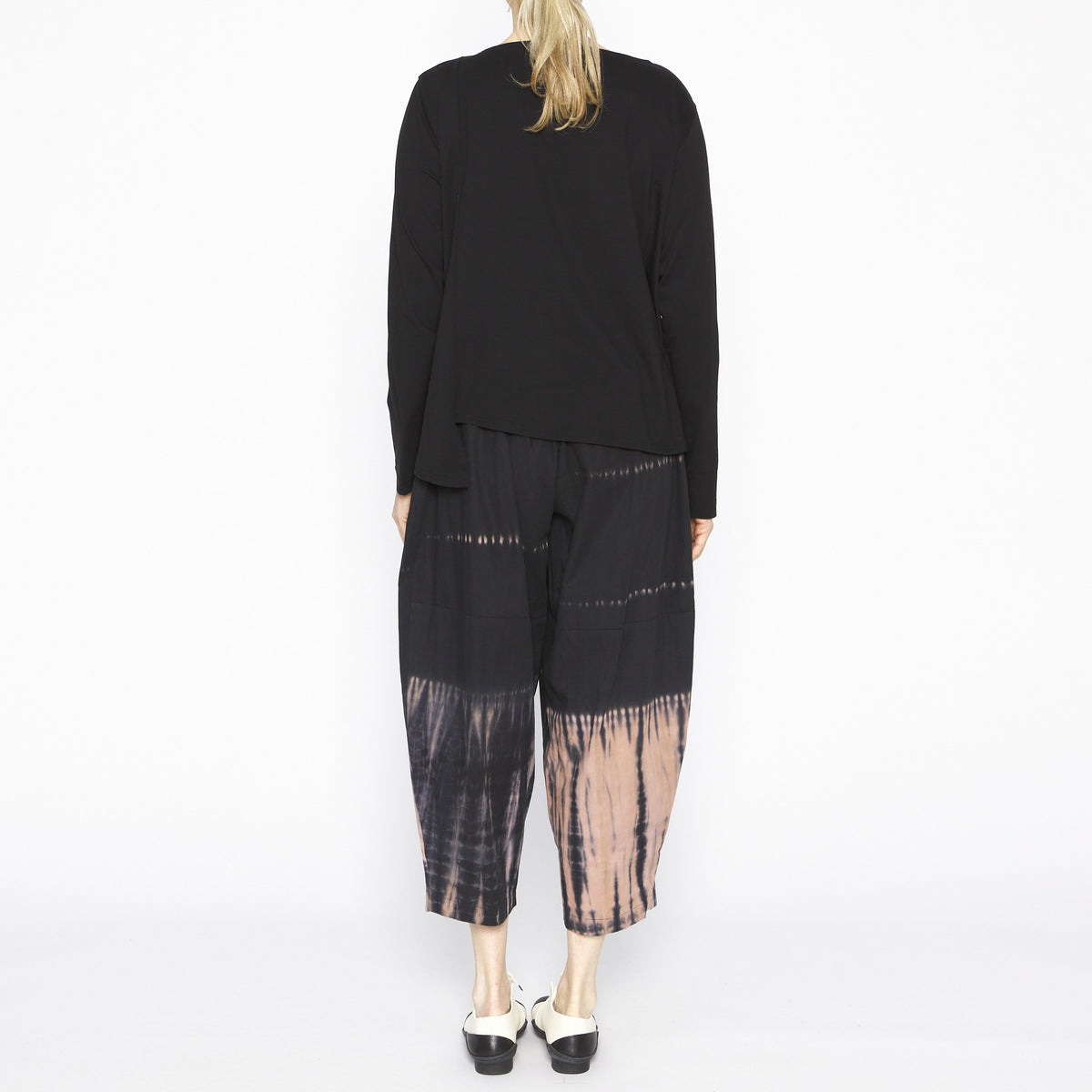 MU251436-  Charee Pants Black