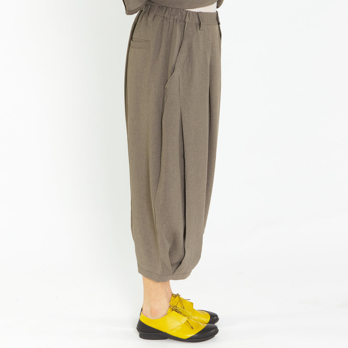 MU243607 - Telter Pant Brown