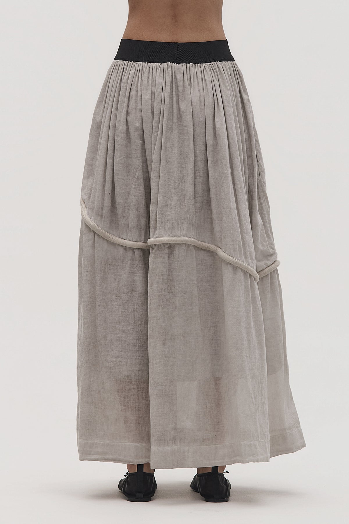 4132 Mecanismo Cold White Skirt