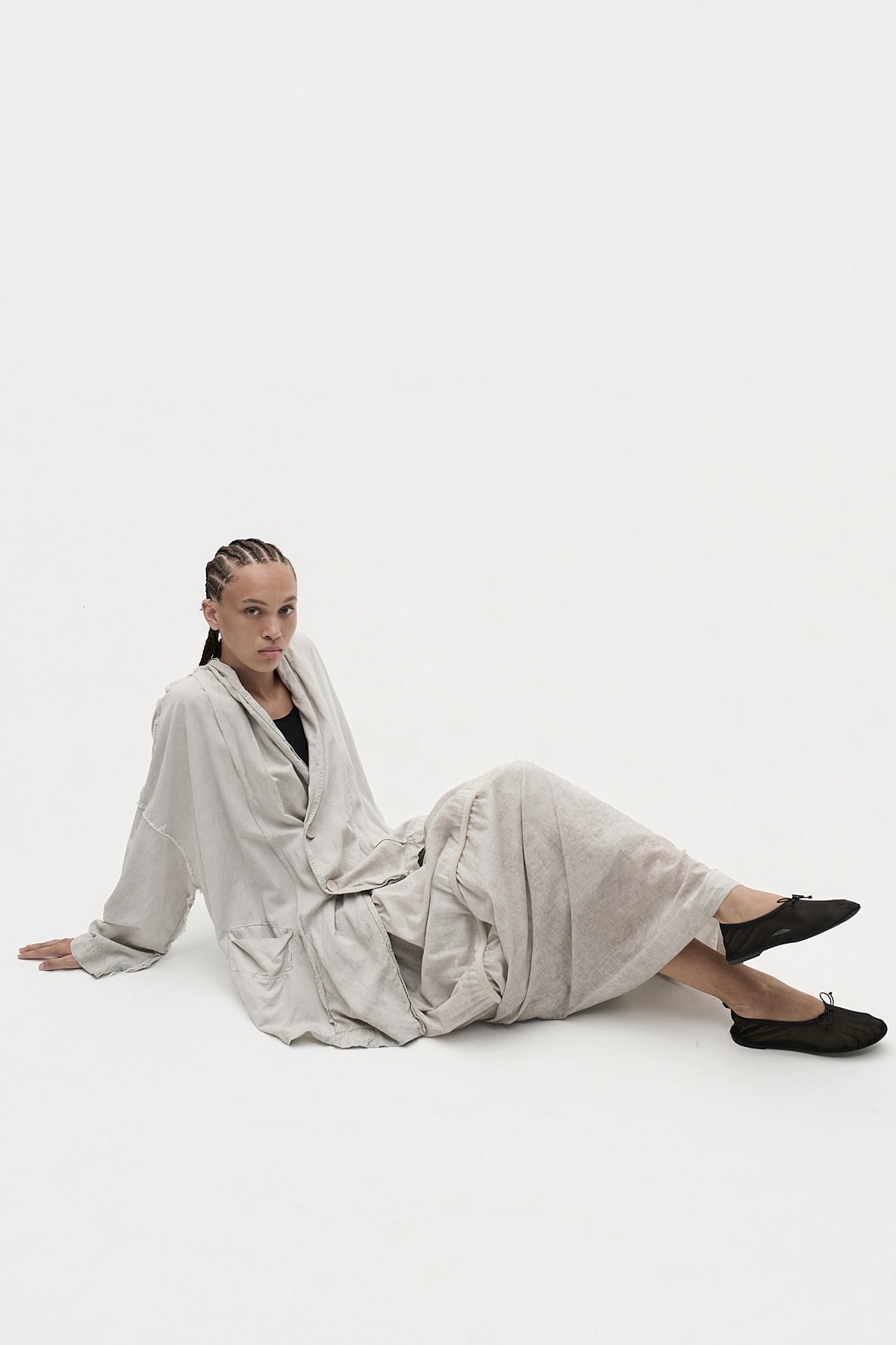 4132 Mecanismo Cold White Skirt