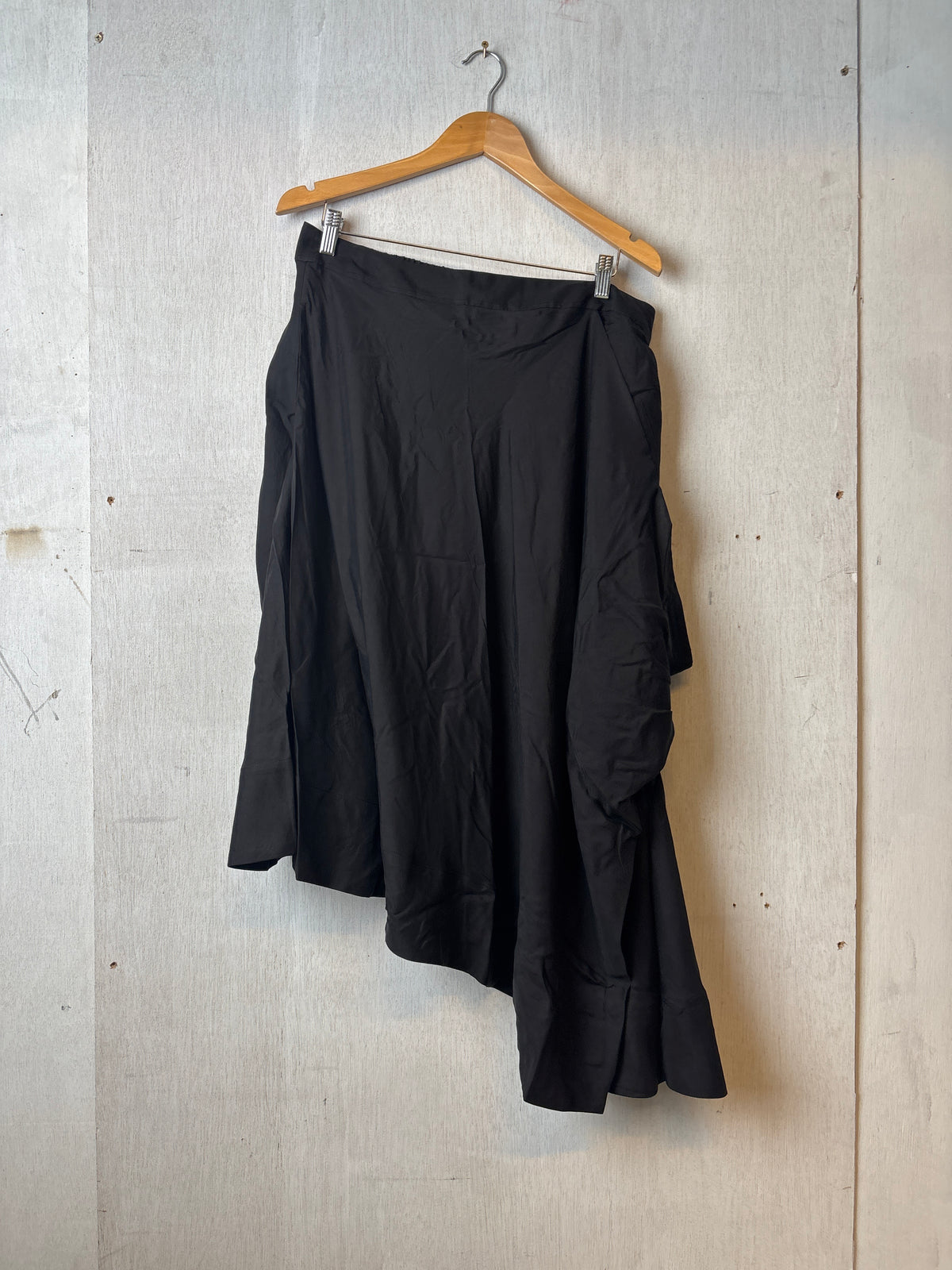 Suna Skirt Black