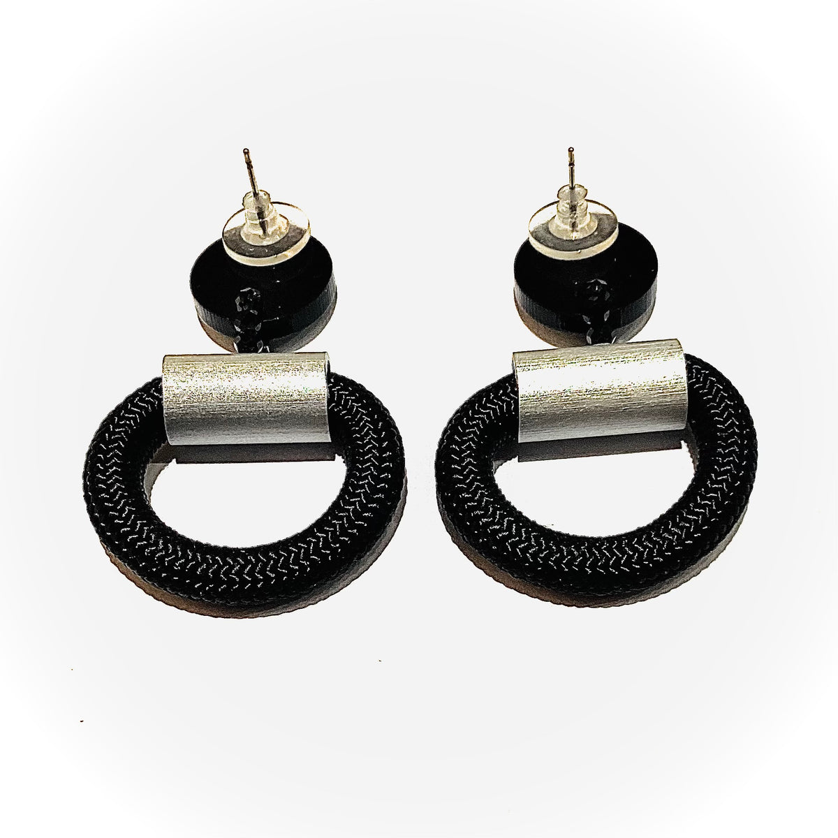 CB455 - Donut Cord Hanging Earring in Black/ Silver