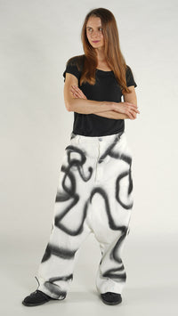 1040123 Graffiti Black Print Pant
