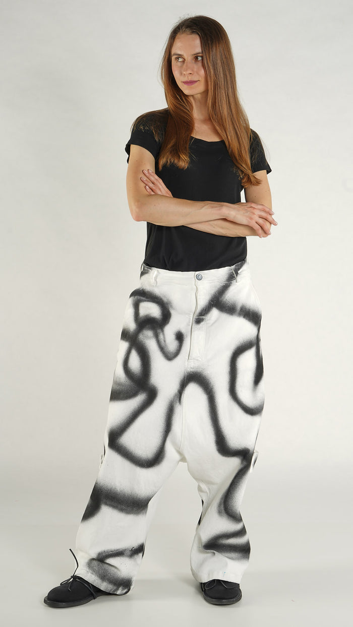1040123 Graffiti Black Print Pant
