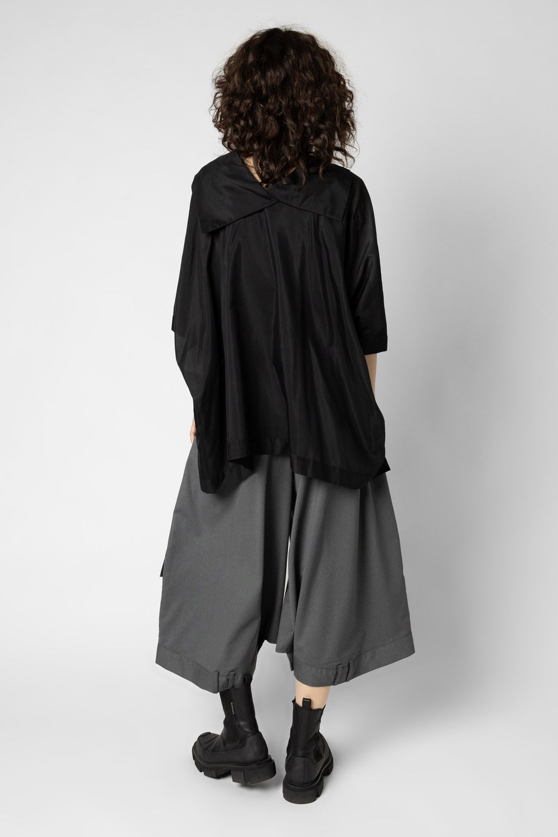 Squared Assembly Top - Black