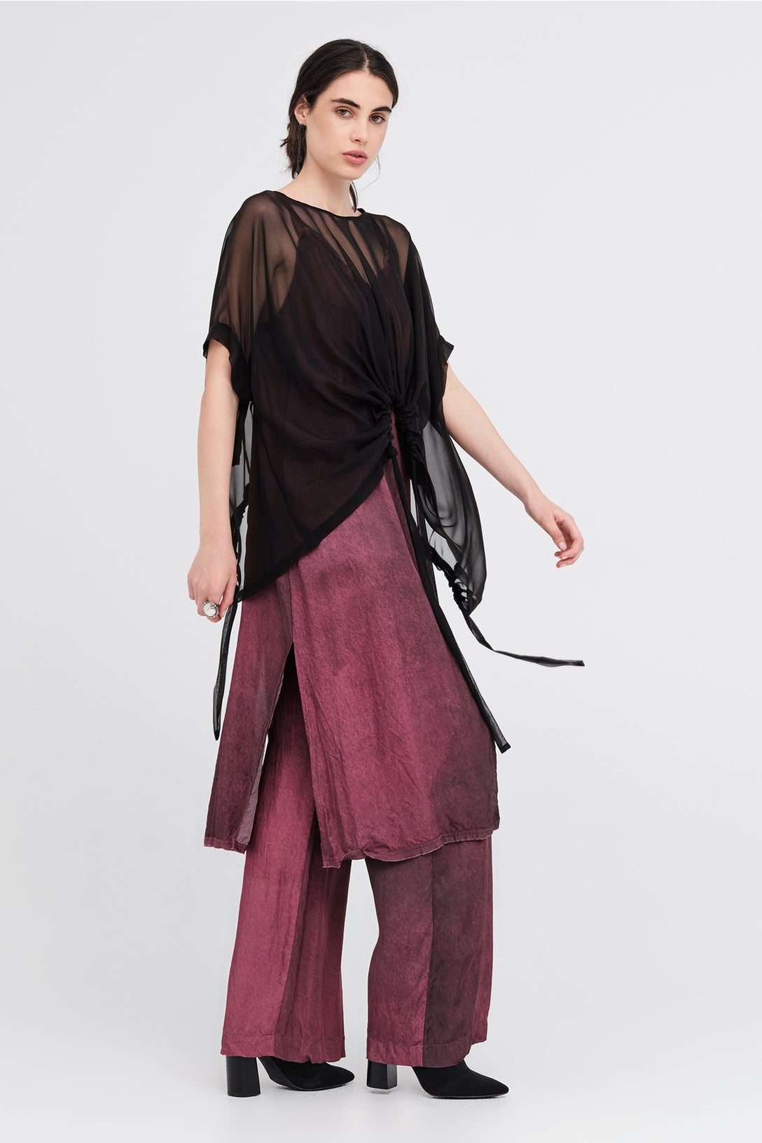 Arched Top Black