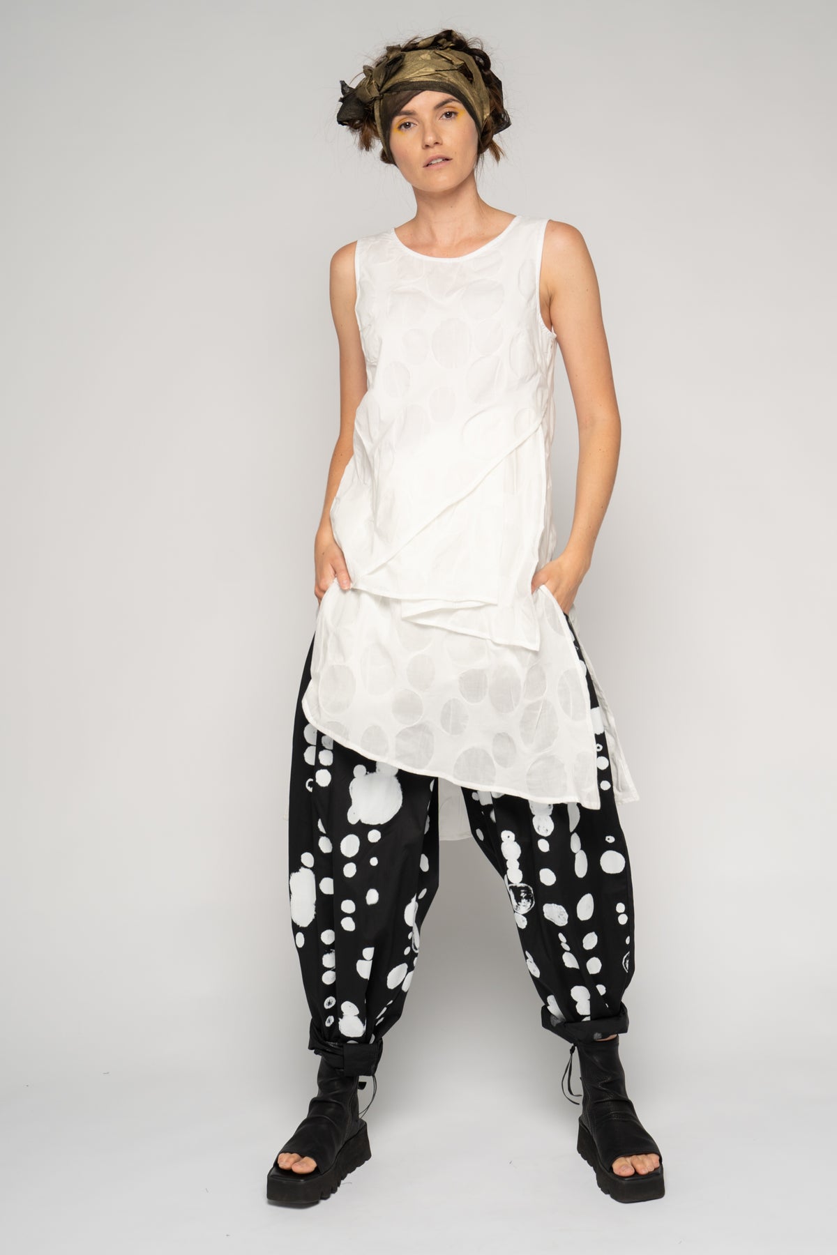 Oka Dot Pant - Black