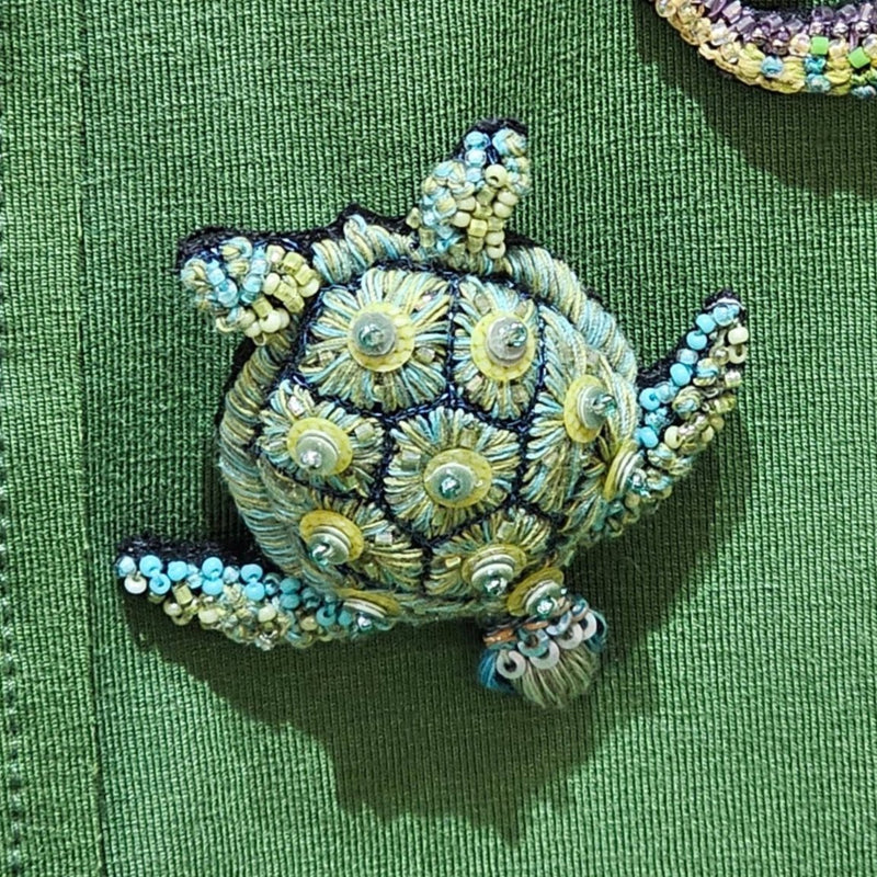 Pacific Sea Turtle Brooch