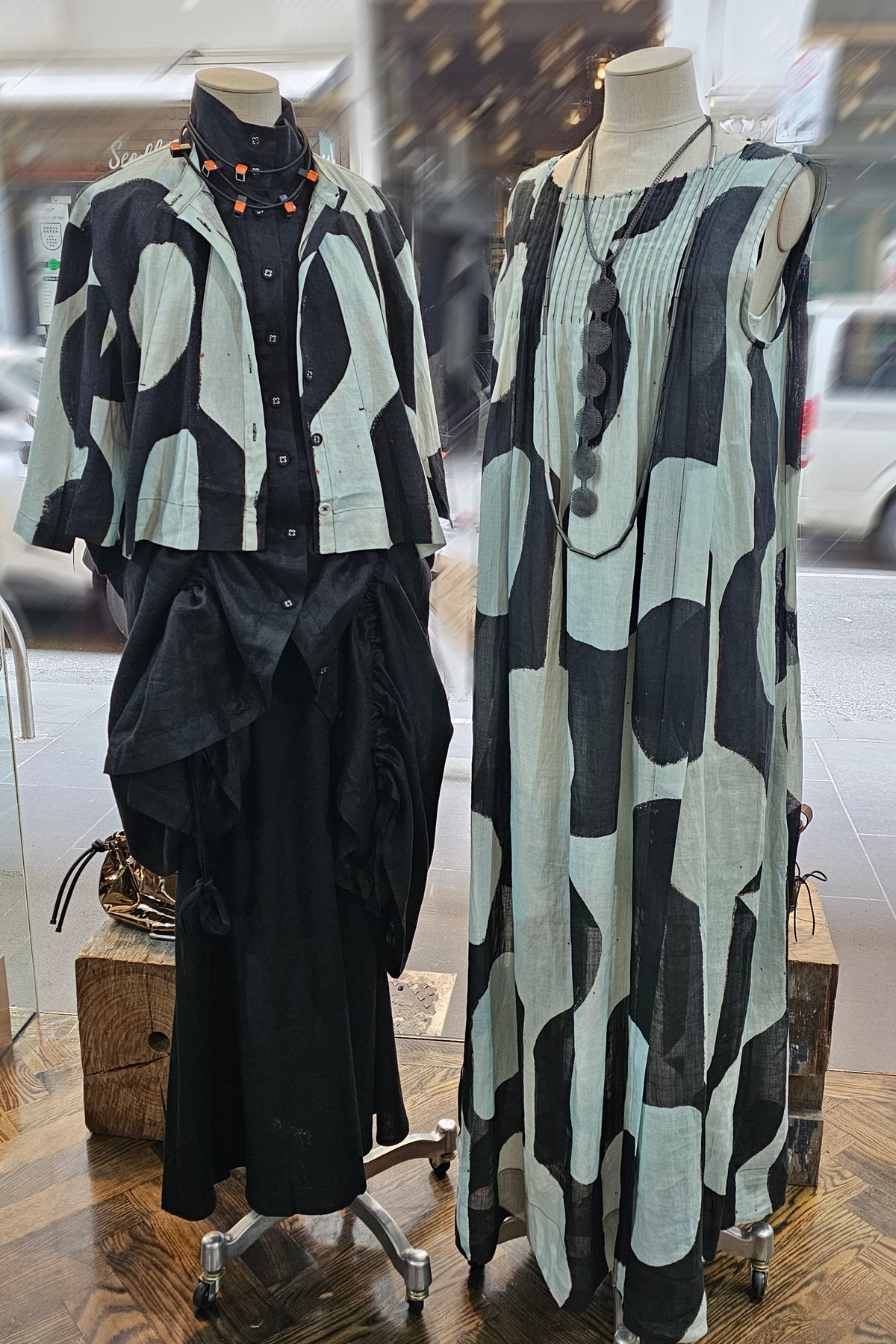 Kakure Black Short Jacket