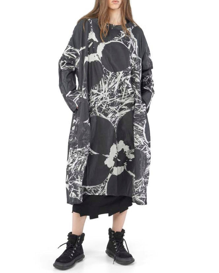 360 0906 Tea Smock in Mono Garden