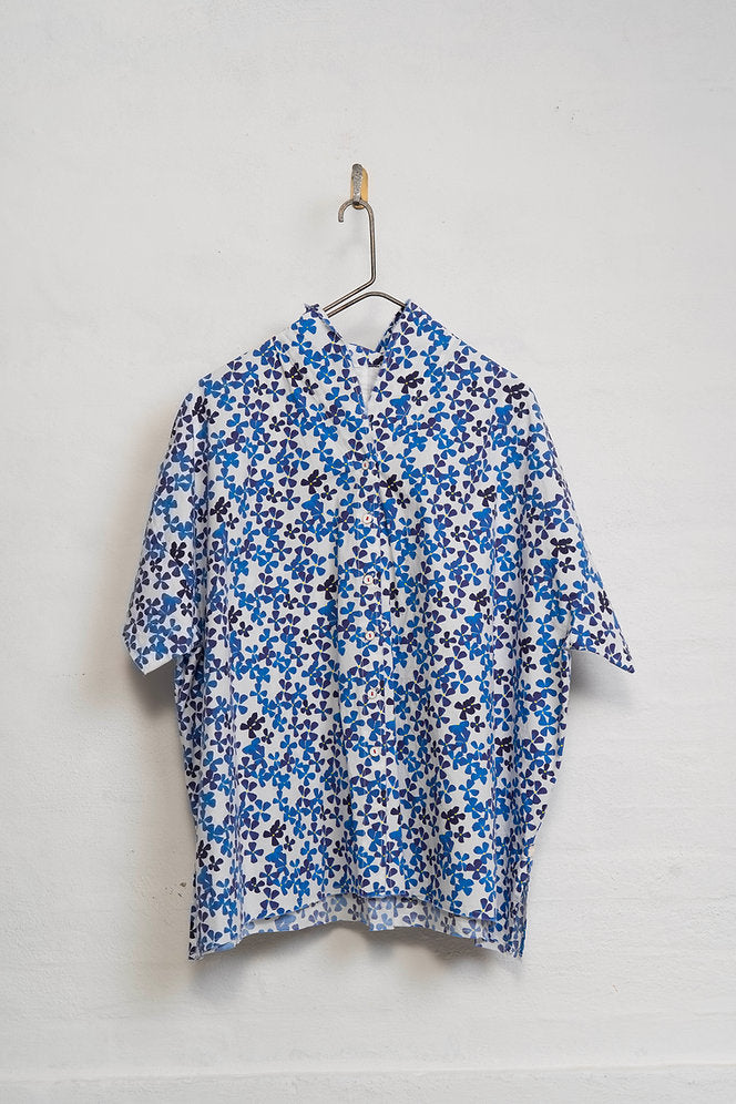 261153 Samantha Blue Flowers Shirt