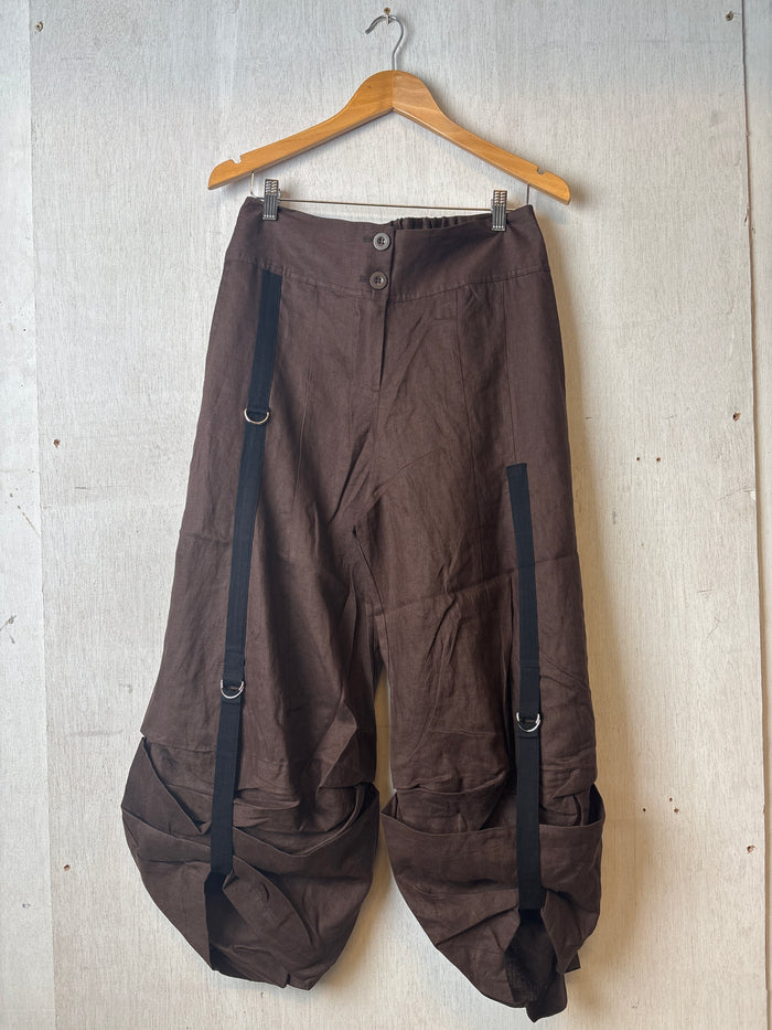 Strata Tuck Pants Truffle
