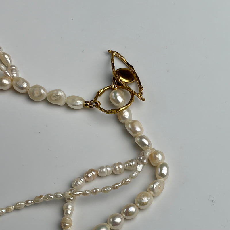 3 Row Pearl Necklace Gold