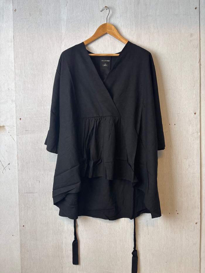 Rania Tunic Black