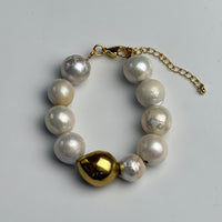 Summer Pearl Bracelet White