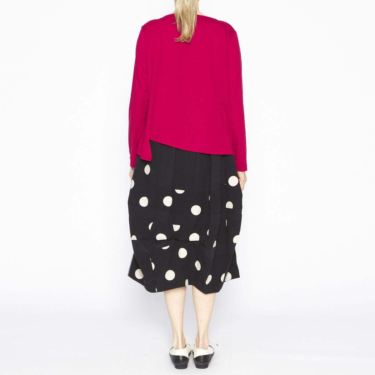 MU251641- Isadora Skirt Black and Natural