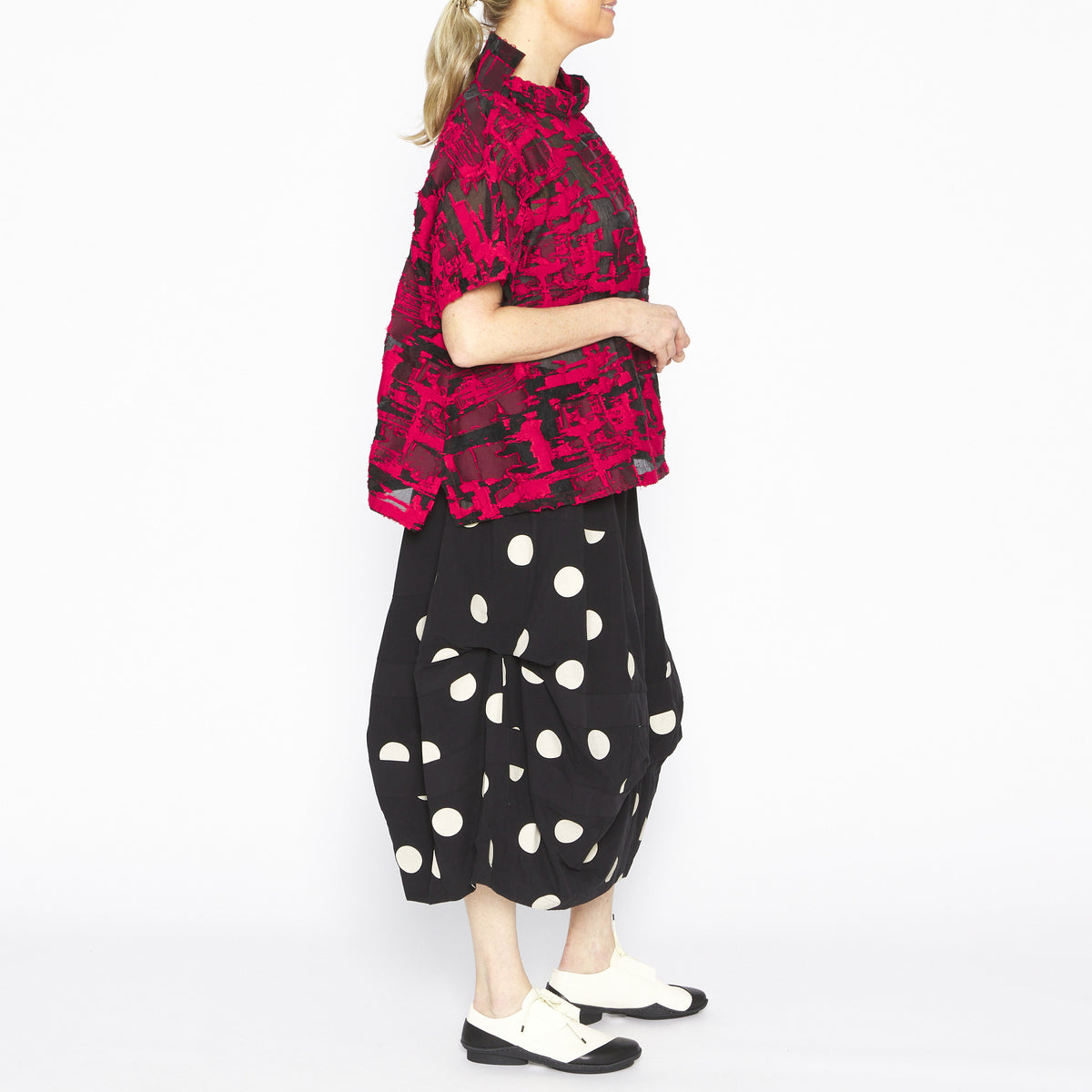 MU251641- Isadora Skirt Black and Natural