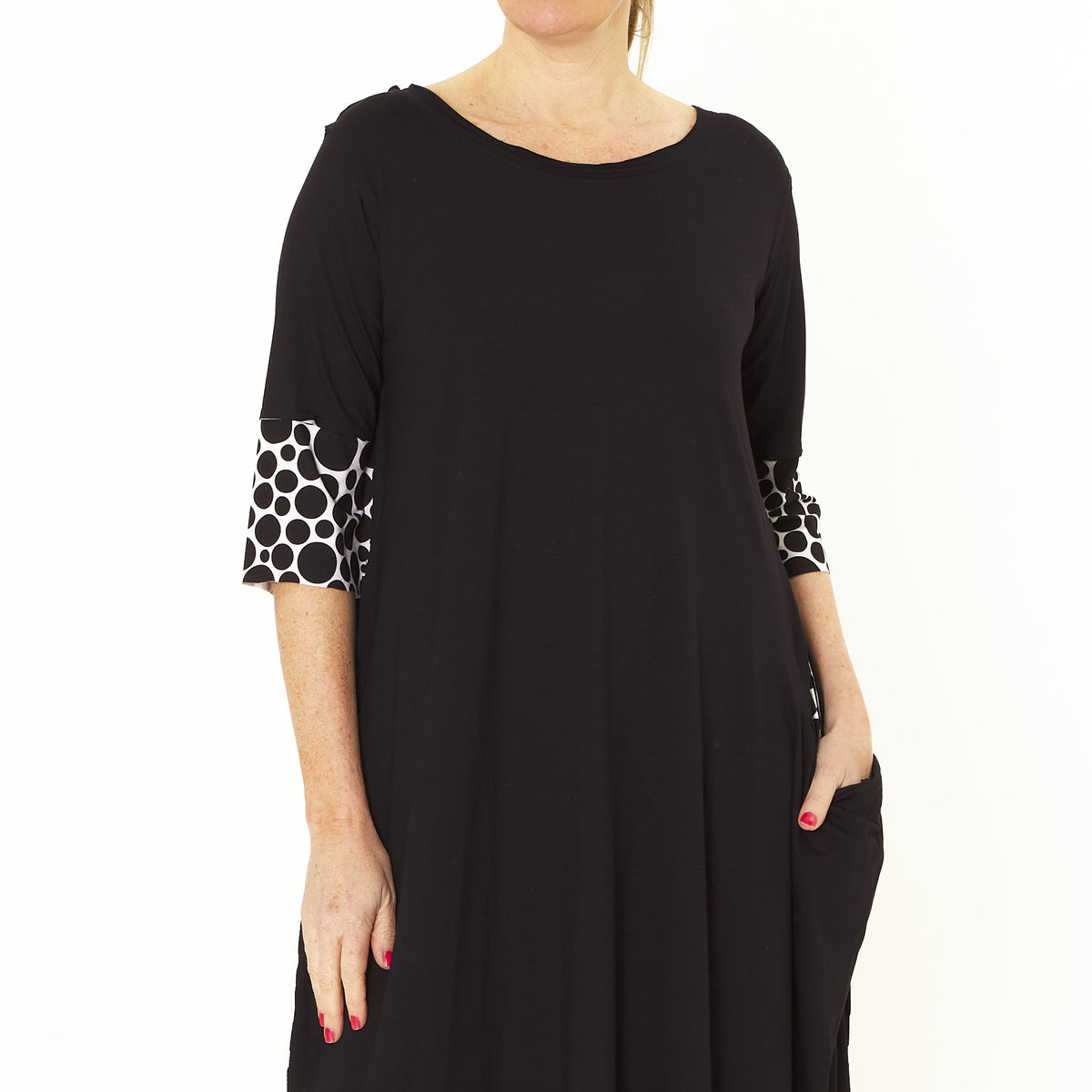 Black Pockets Dress with Spot