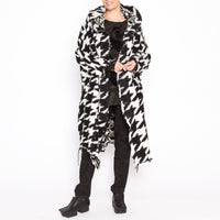 Houndstooth Droop Coat