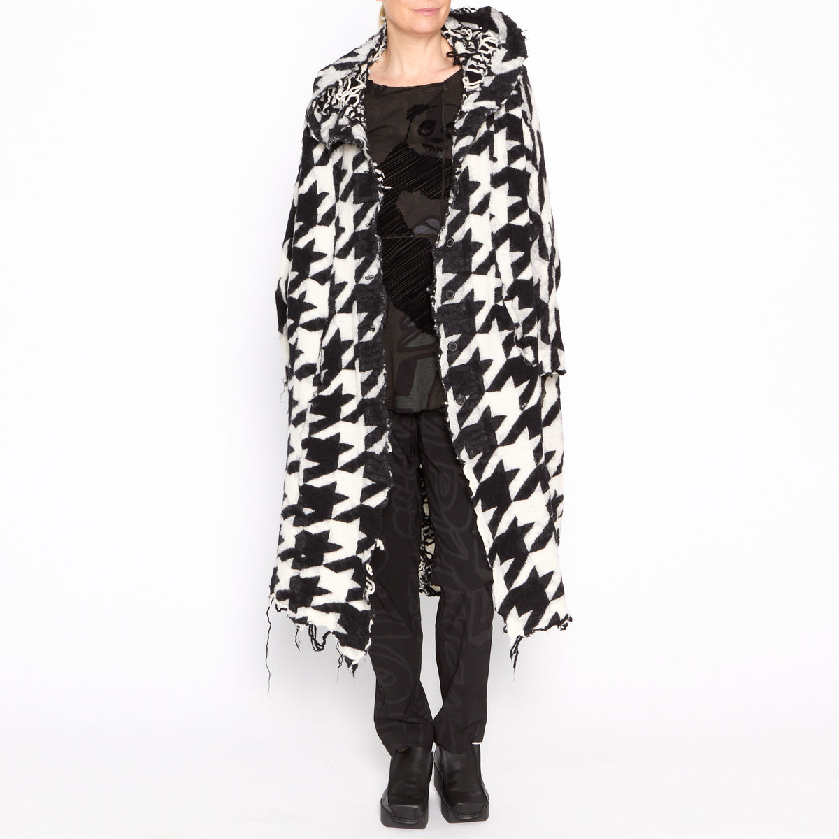 Houndstooth Droop Coat