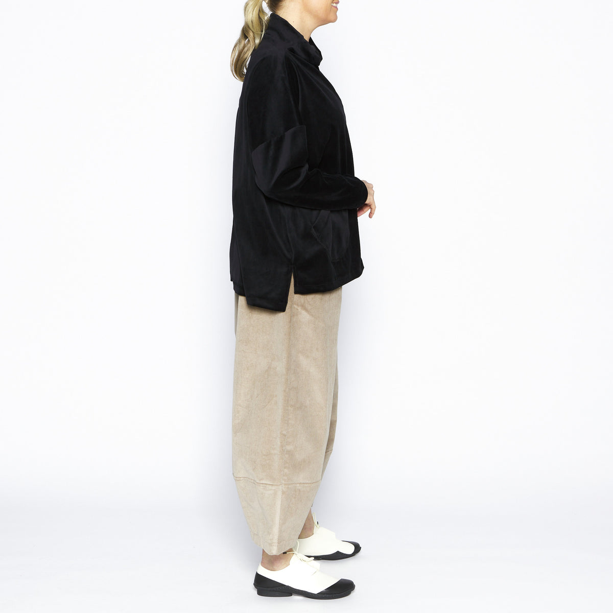 Jerry Black Jumper