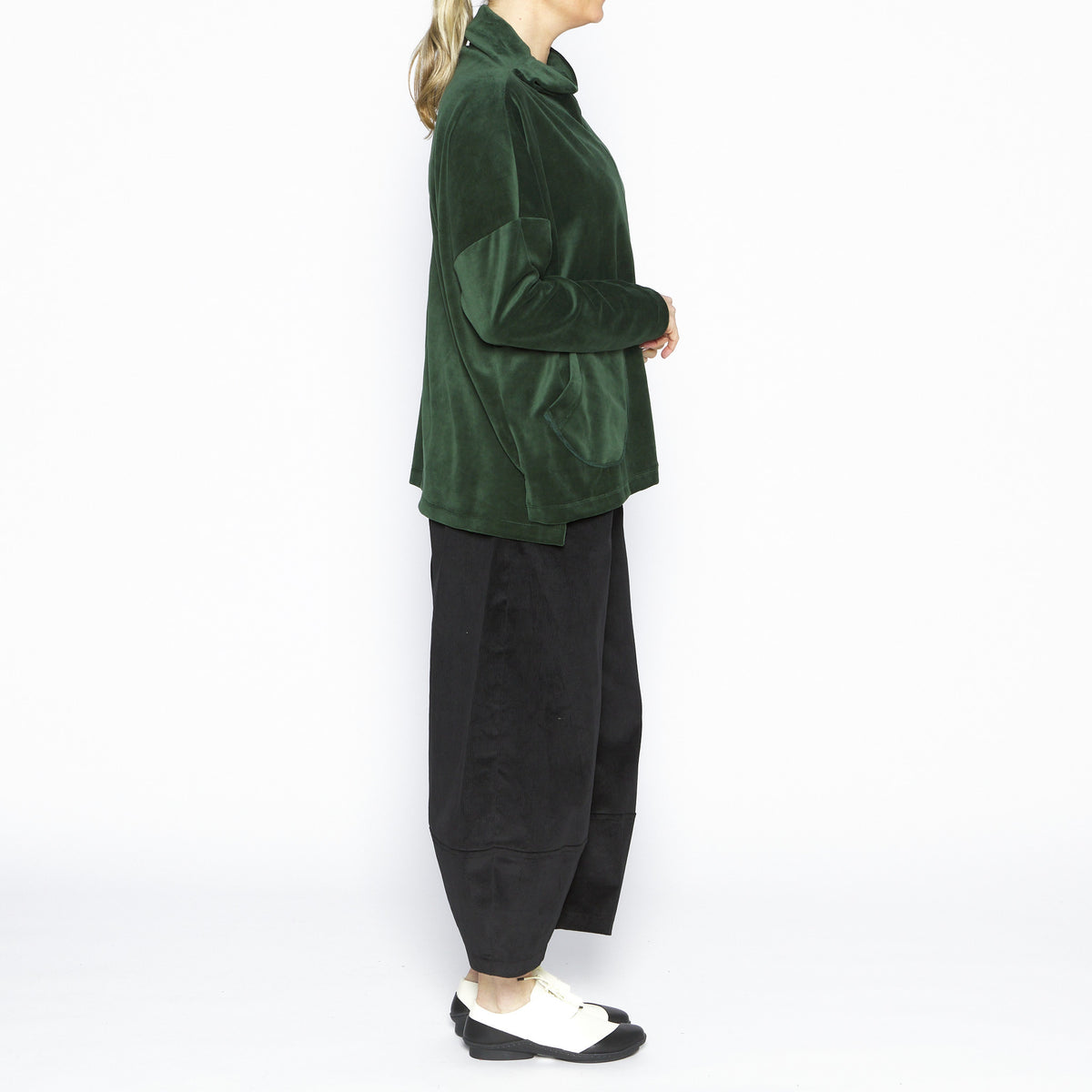 Supernova Black Velvet Pant