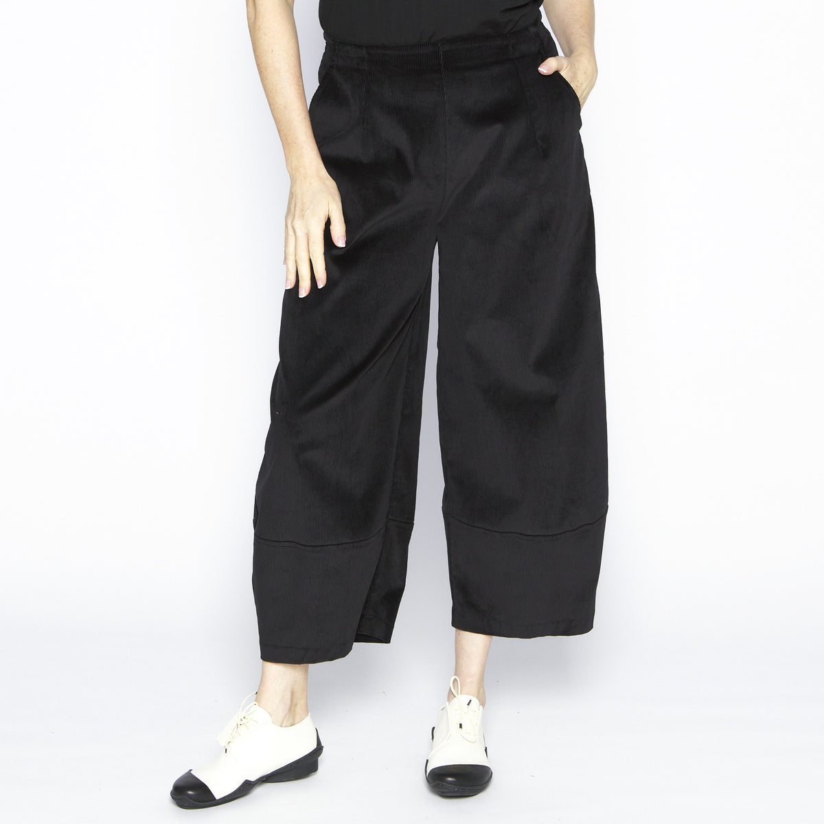 Supernova Black Velvet Pant
