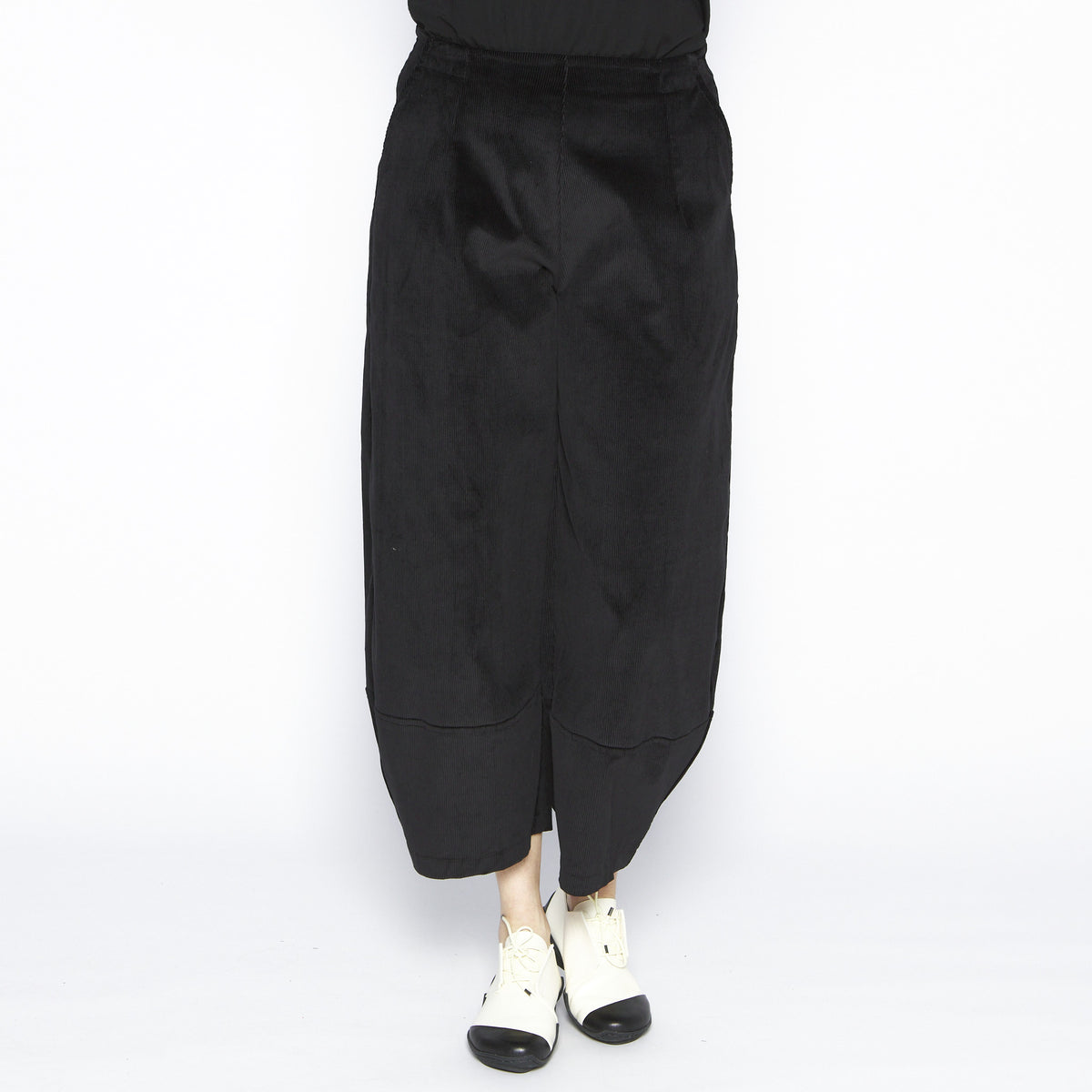 Supernova Black Velvet Pant