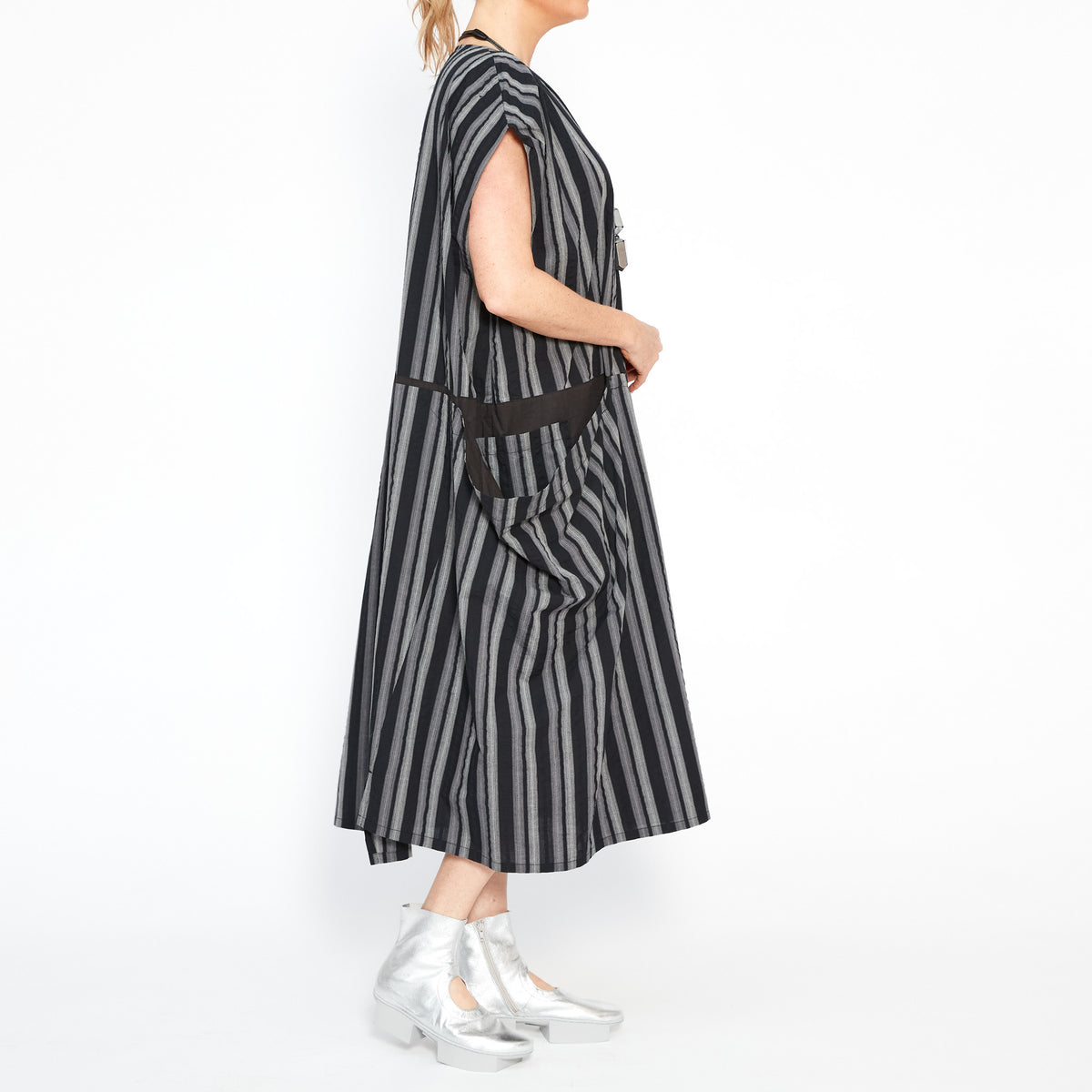 MU241607 Stripe Black Dress