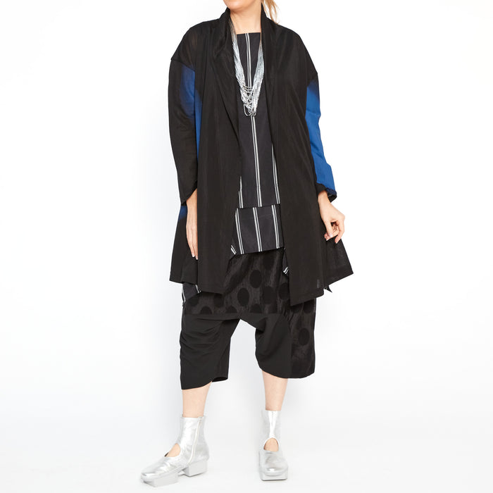 MU241012 Layer Jacket in Black Blue Spot