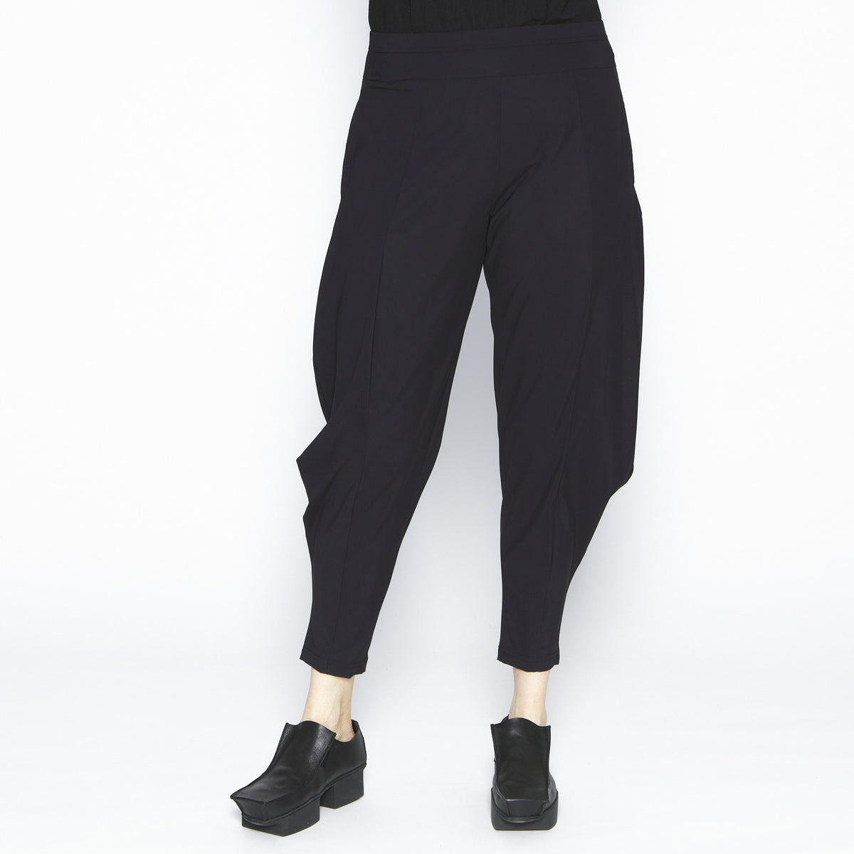 Yogi Spellbound Black Pant