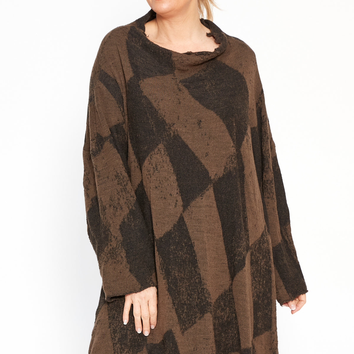 RMW-1687008 Knitted Tunic in Kaffee Check