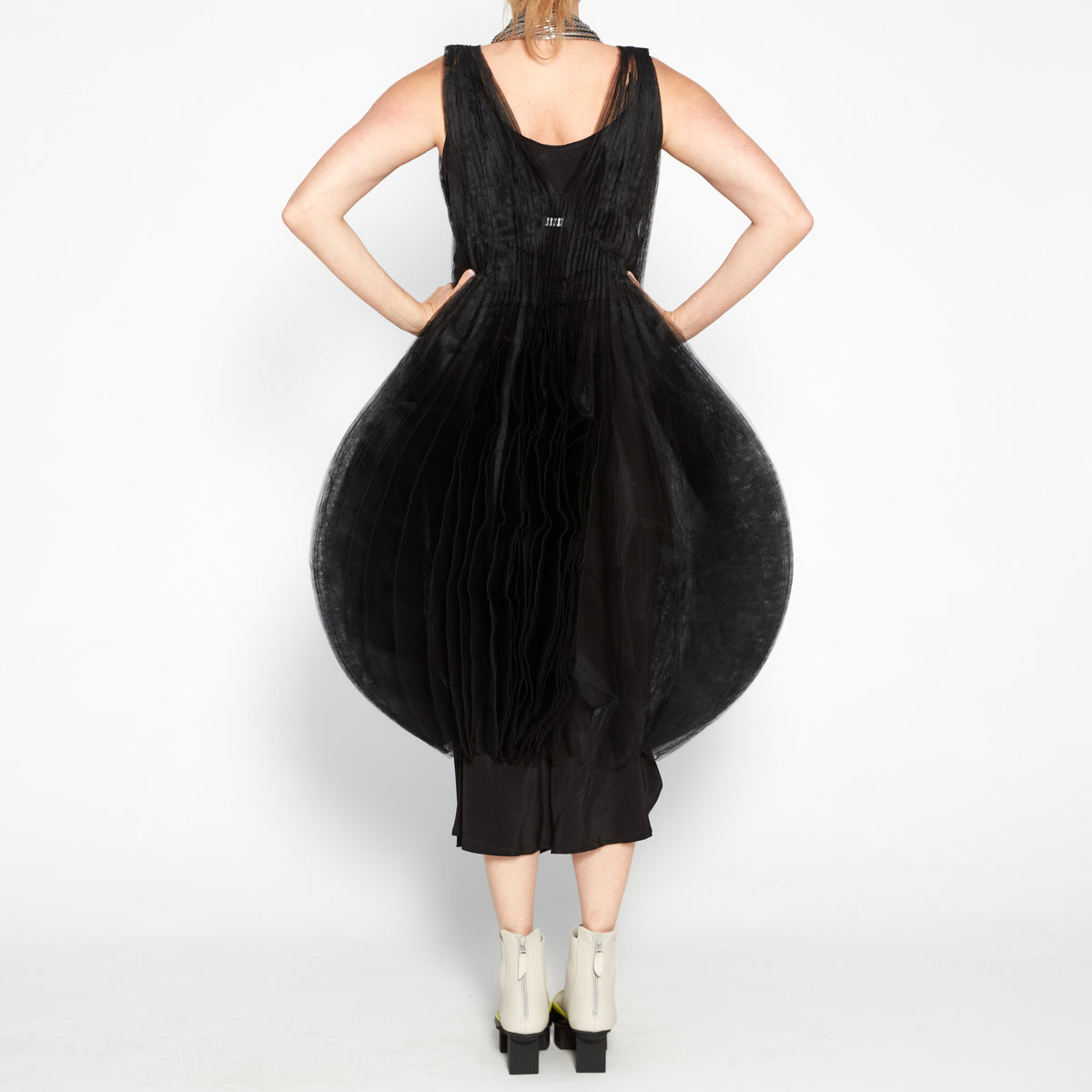 RMW-1070901 Dress in Black