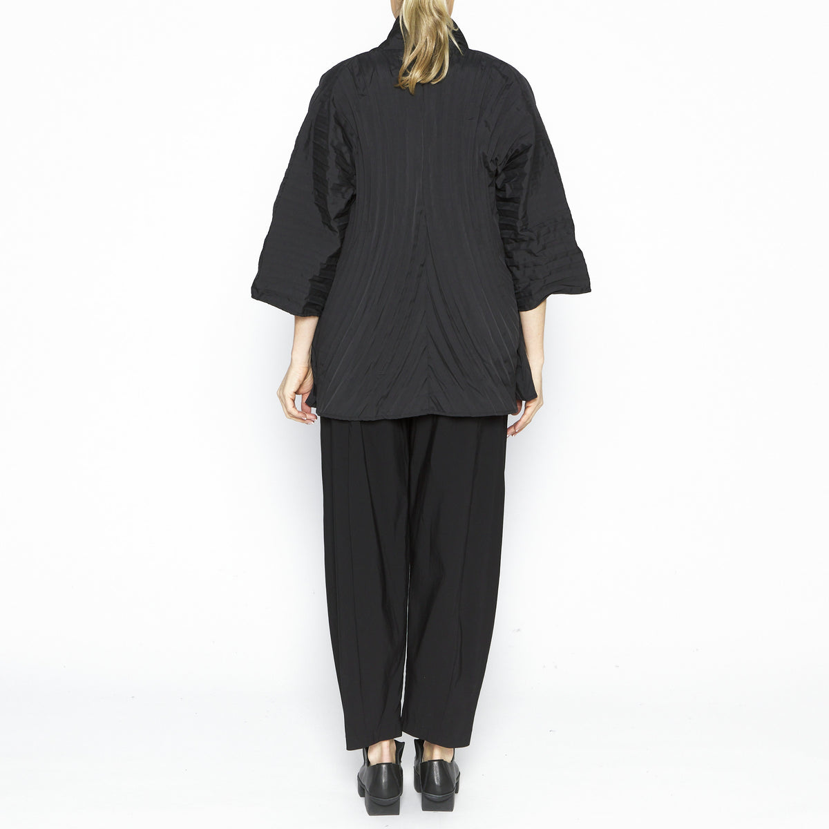 Iseul Pleat Jacket