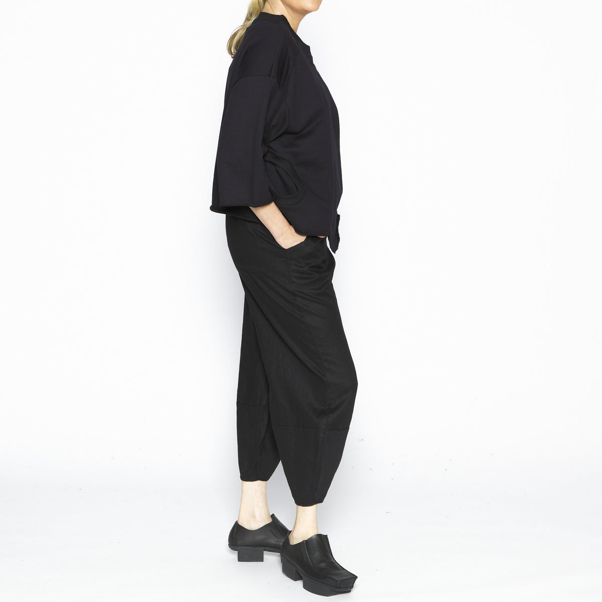 Fude Top in Black TPW2426