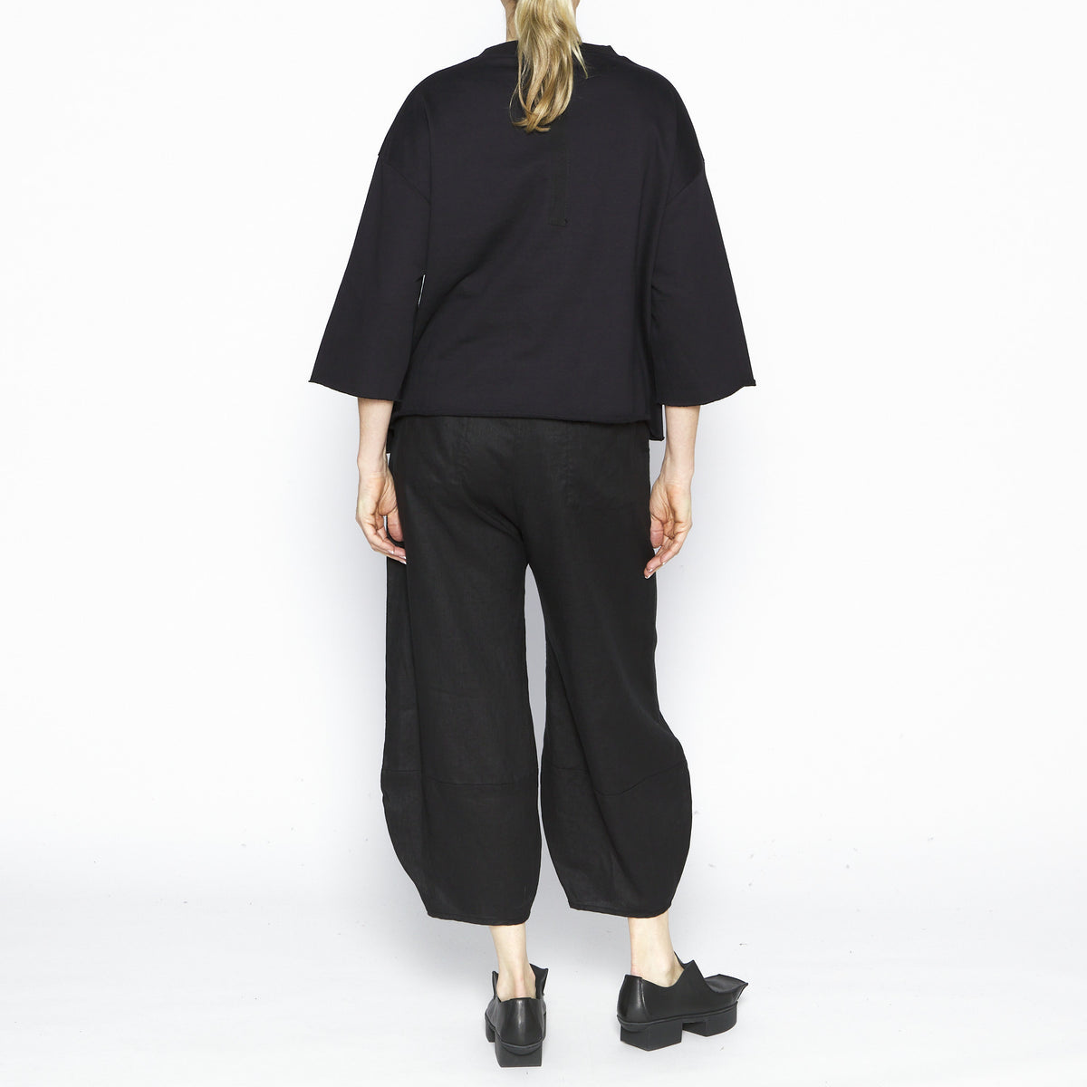 Fude Top in Black TPW2426