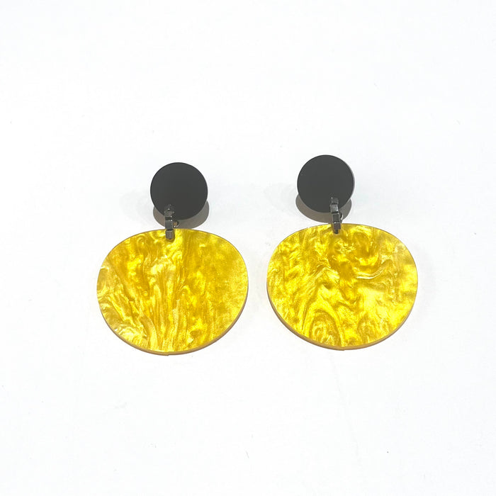CB256 Black with Yellow Marble Drop Earrings