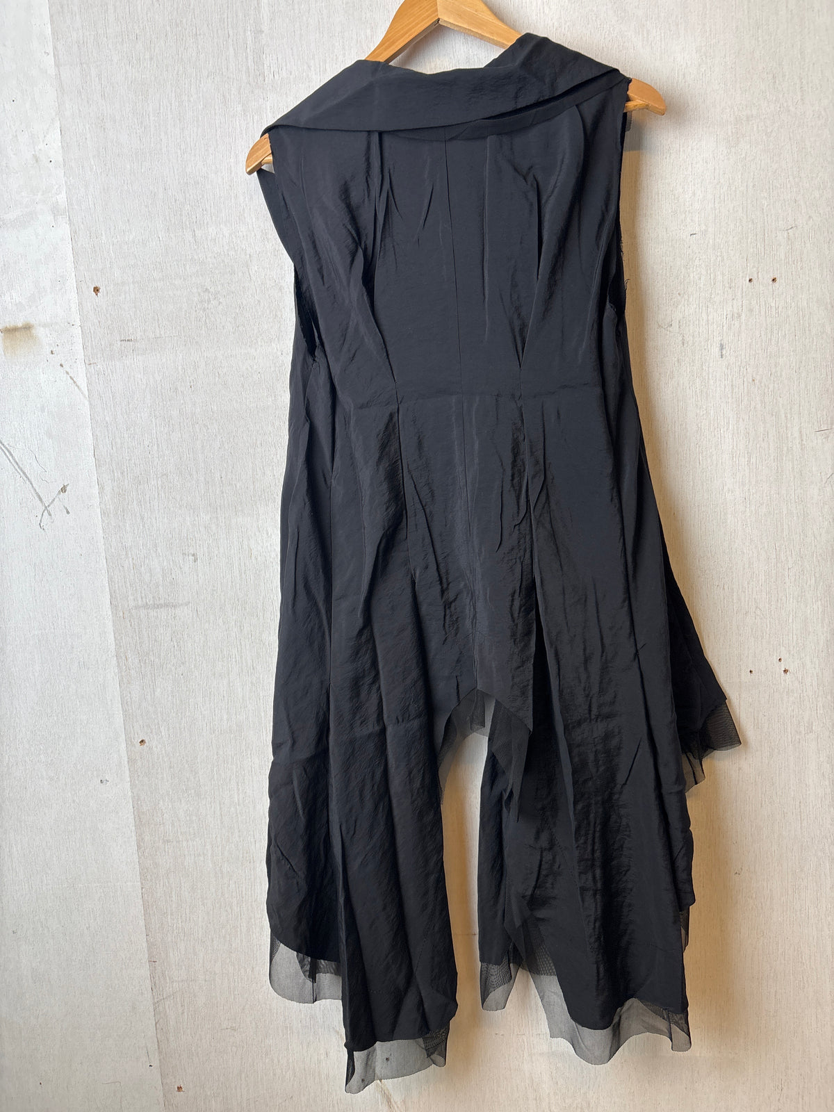 Senna Black Vest