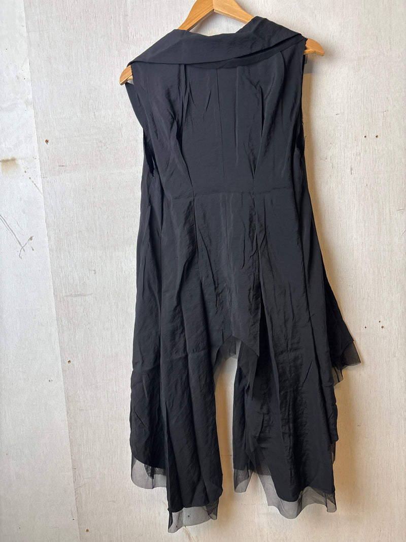 Senna Black Vest