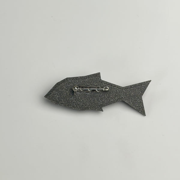 Gunmetal Glitter Fish