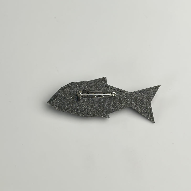 Gunmetal Glitter Fish