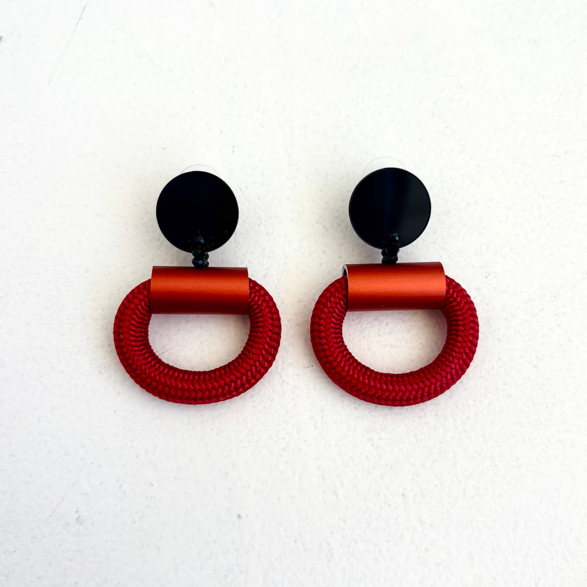 CB455 - Donut Cord Hanging Earring in Red