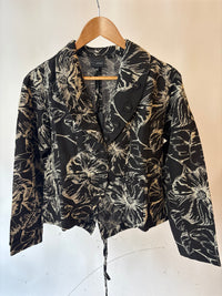 Sazanka Black Jacket