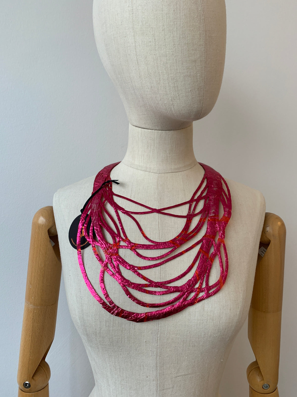 SI05 Red/Magenta Medium Necklace