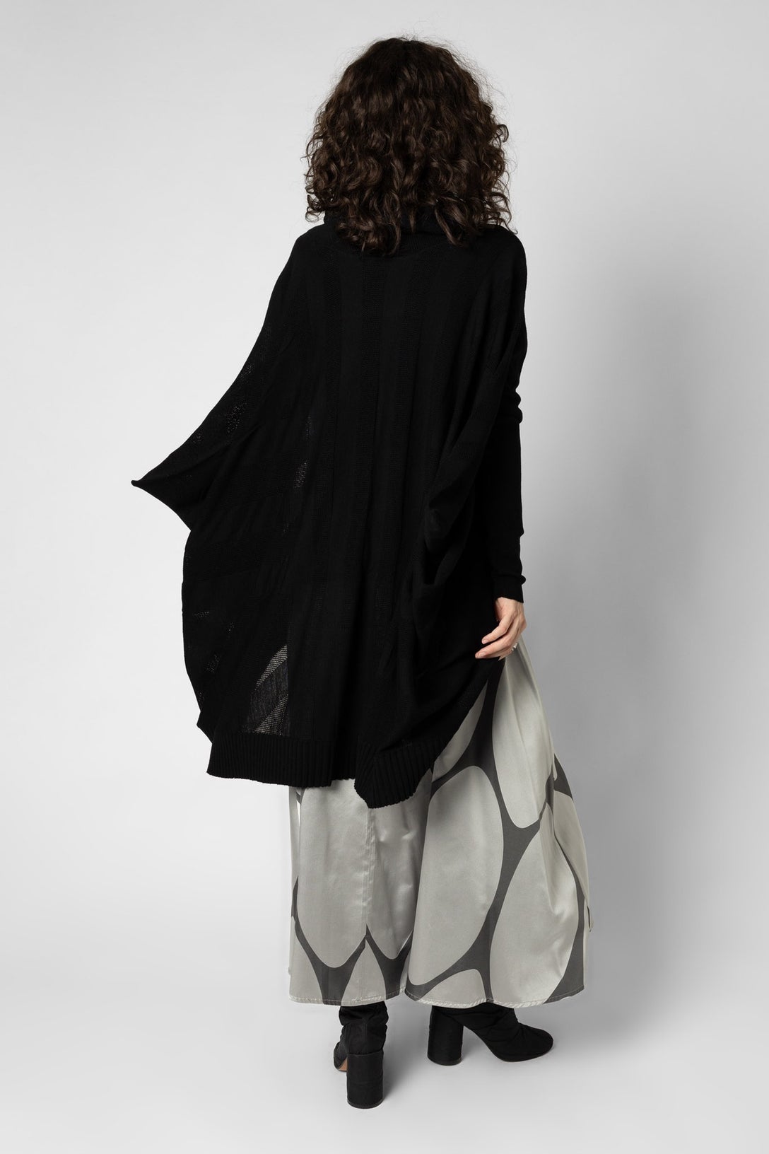 Spaced Oblique - Black
