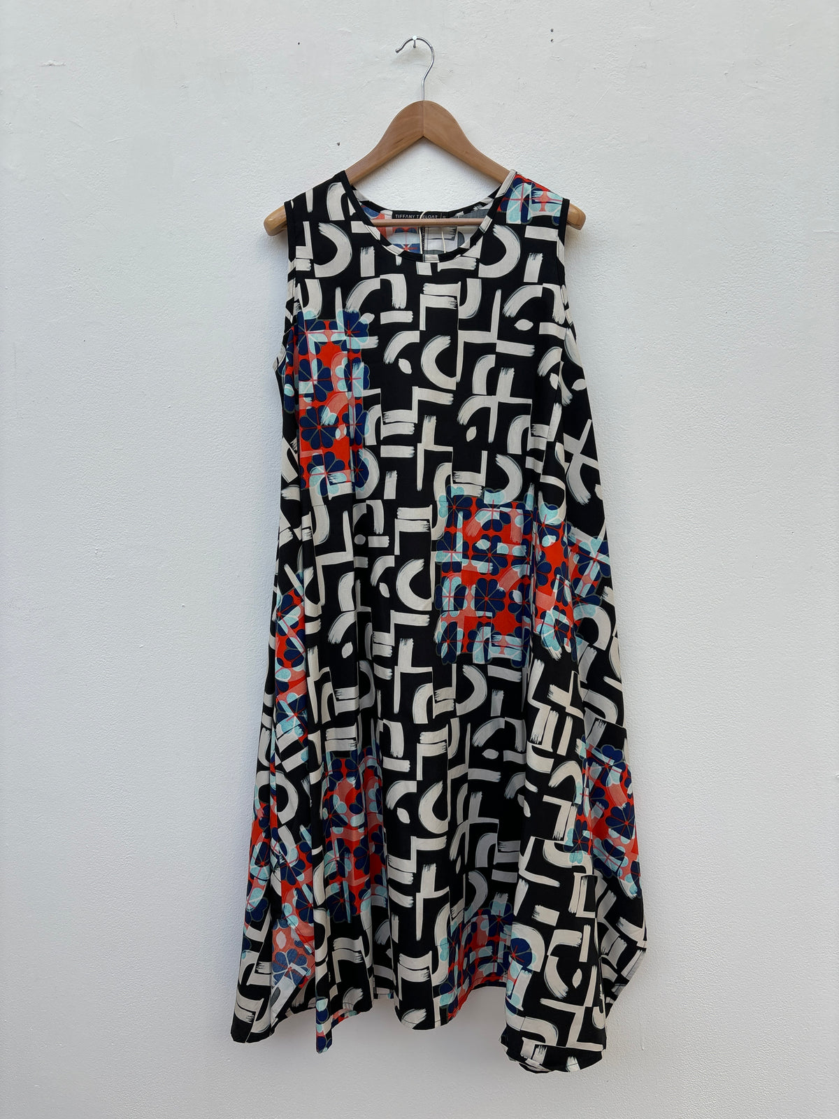 Darcy Cut Curve Dress